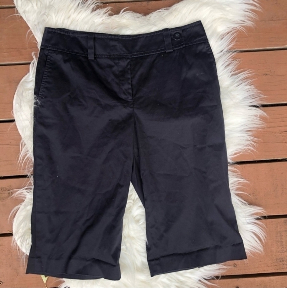 Ann Taylor Margo Navy Blue Capri Pants Shorts Neutral Basic Capsule Career EUC